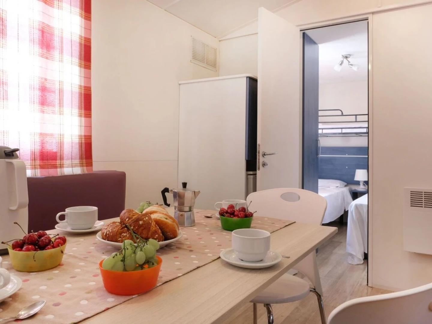 Balatontourist F red Balatonf red