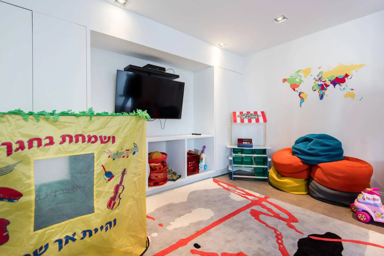 Dharma Home Suites JC at the Arts District