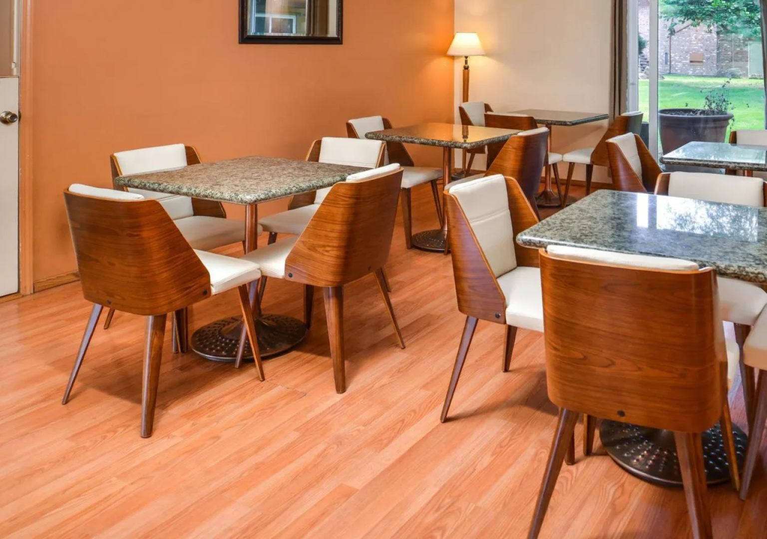 Interurban Suites Hotel