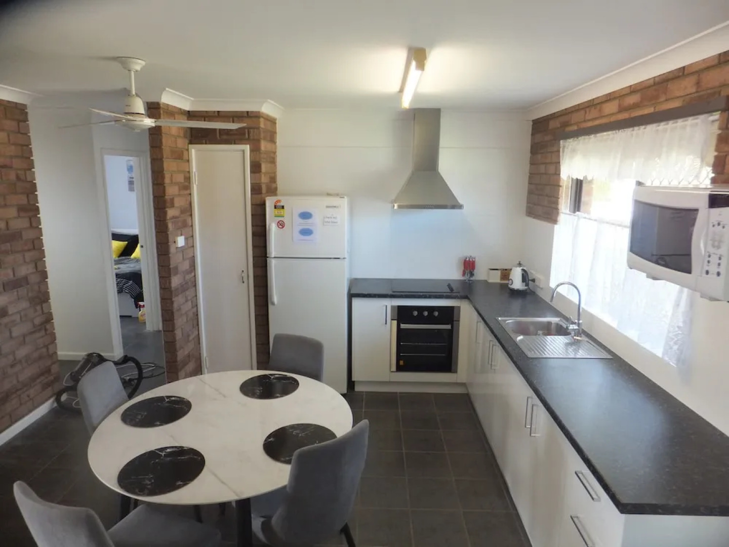 Ocean Beach Chalet 18