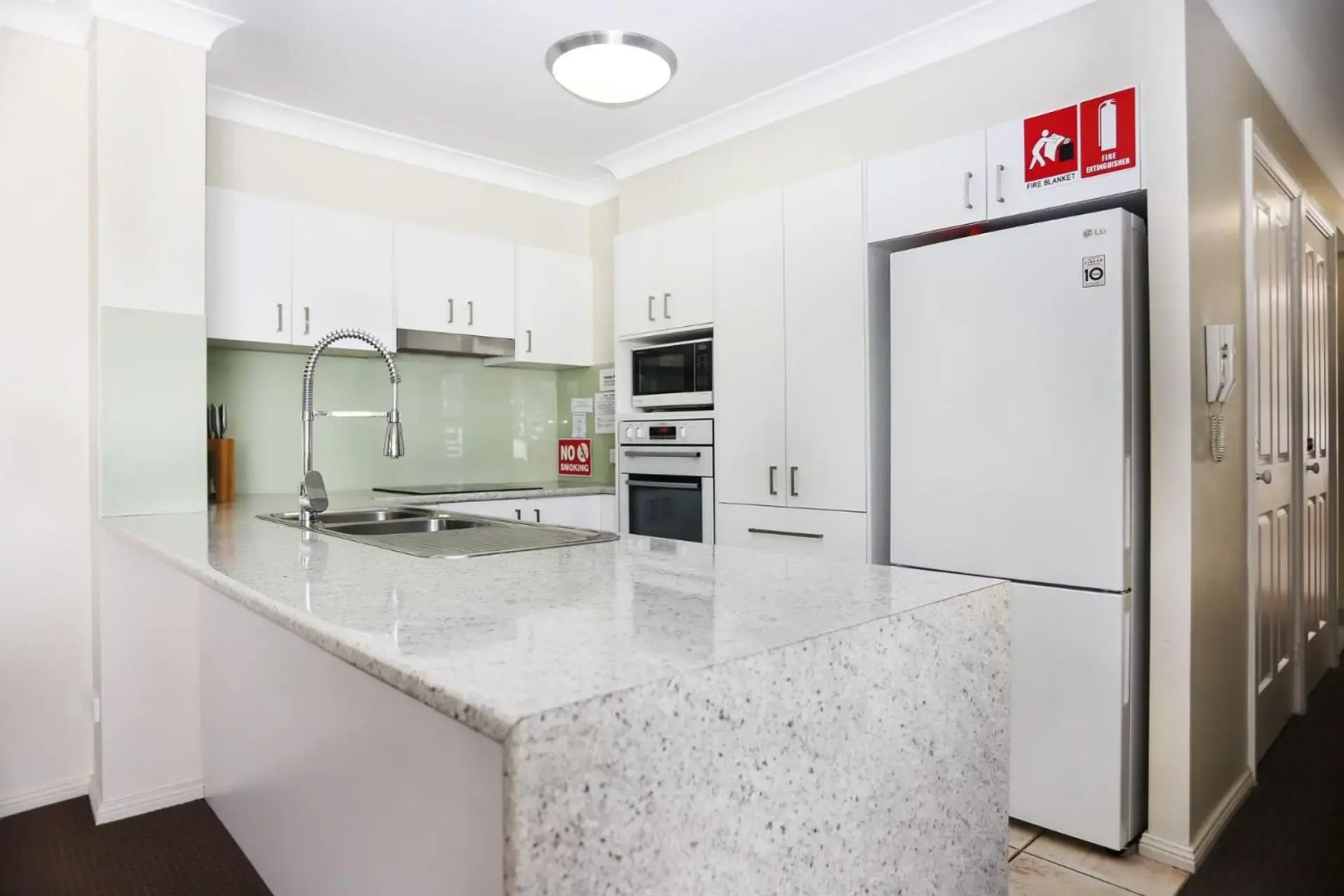 Aquarius Apartment 4