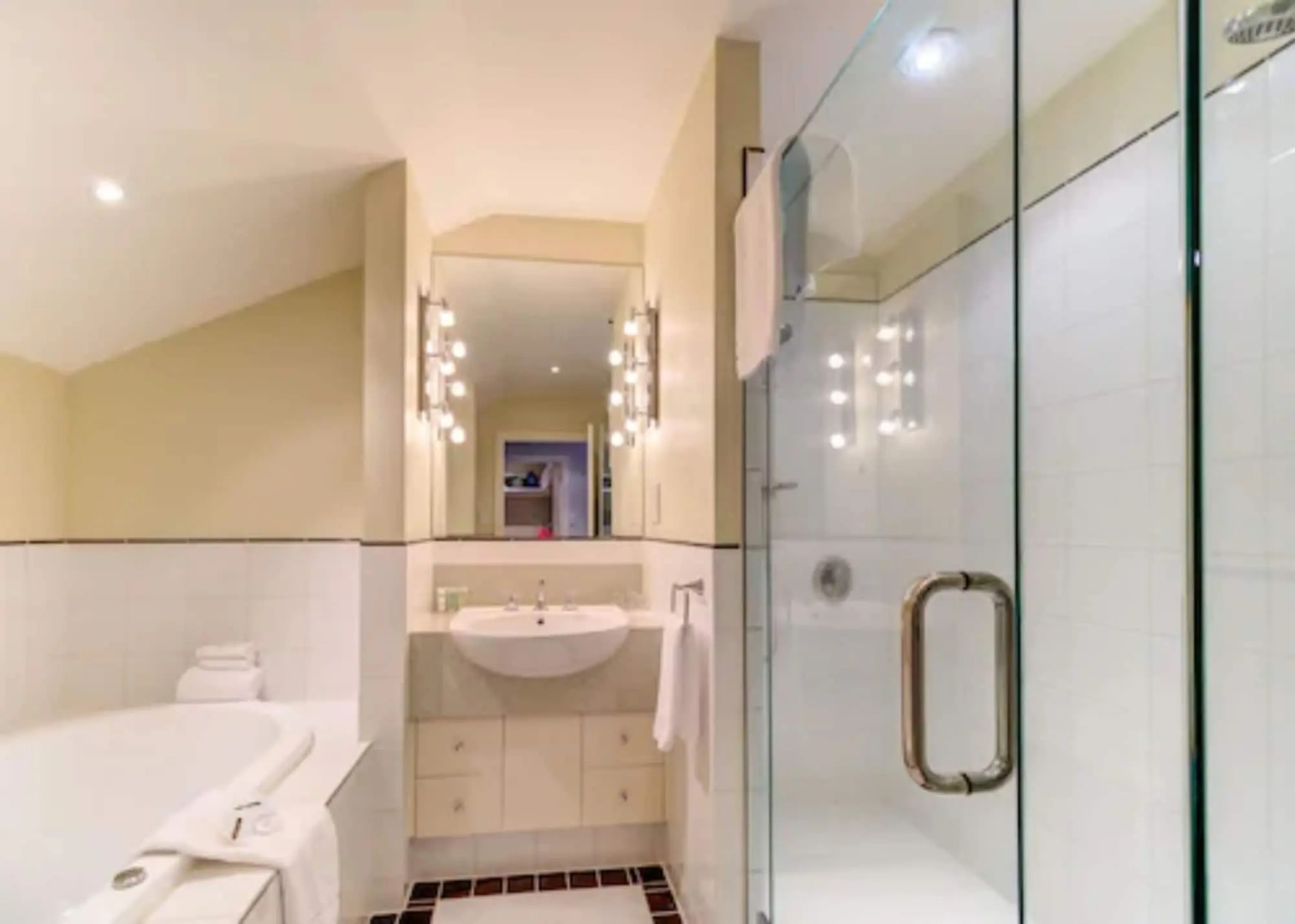 VR Rotorua Lake Resort