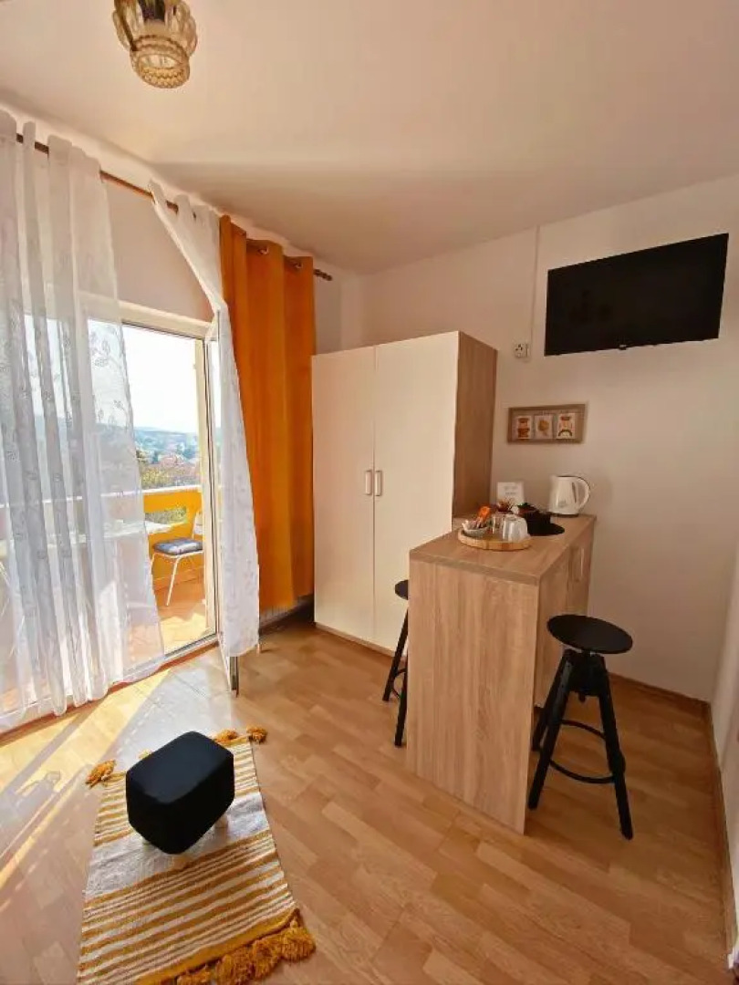 The Manzoni family 5