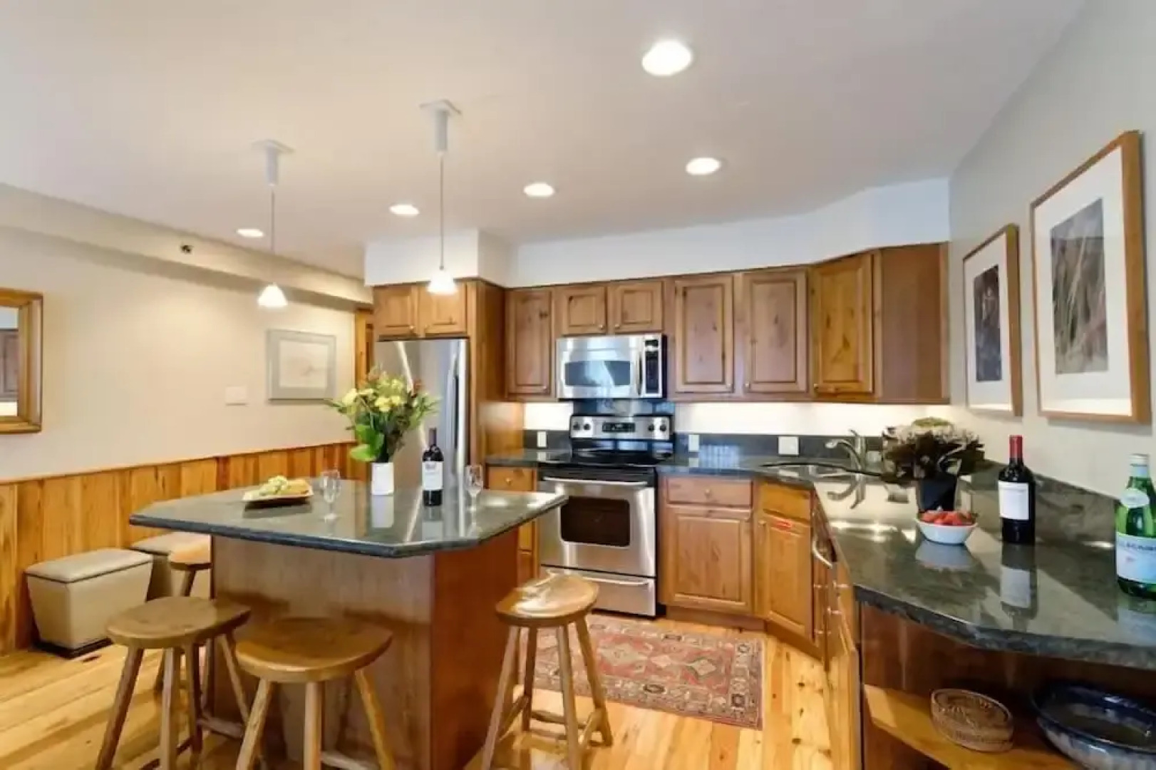 Snowmass Village 2 Bedroom Premier Condo at Crestwood