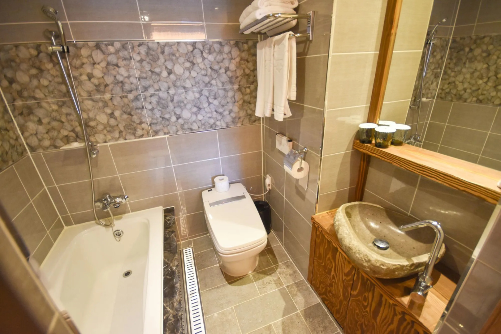 Hansan Marina Hotel & Resort