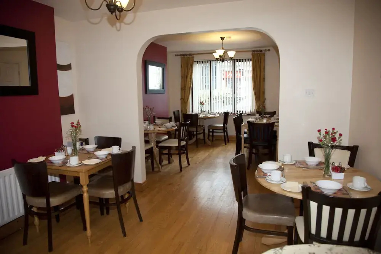 Arch House B&B and Apartments