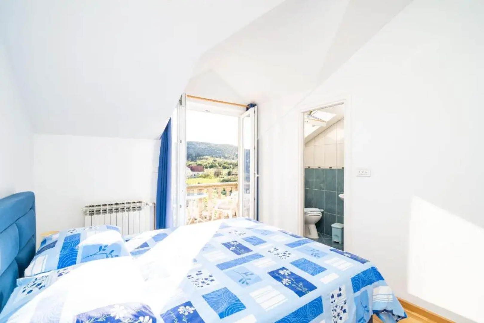 Francesca Guesthouse