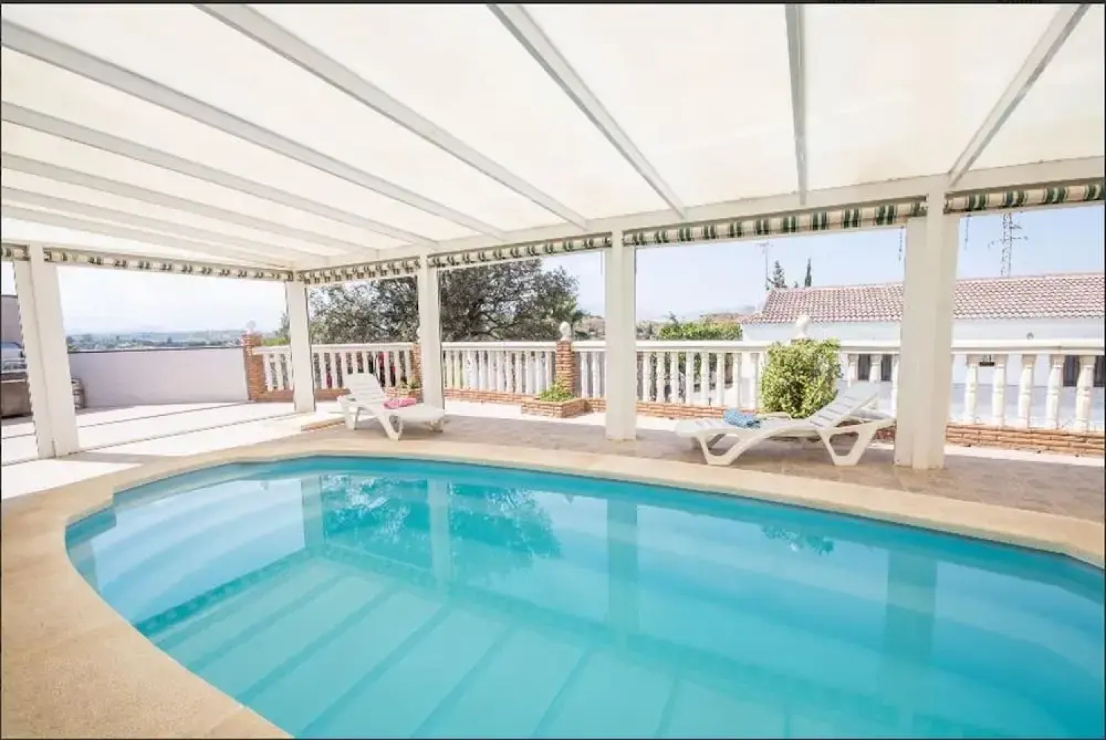 Villa With 3 Bedrooms In Cartama With Indoor Pool And Furnished Terrace 20 Km From The Beach