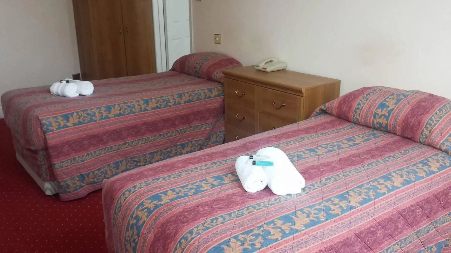 The Mansion Lions Hotel