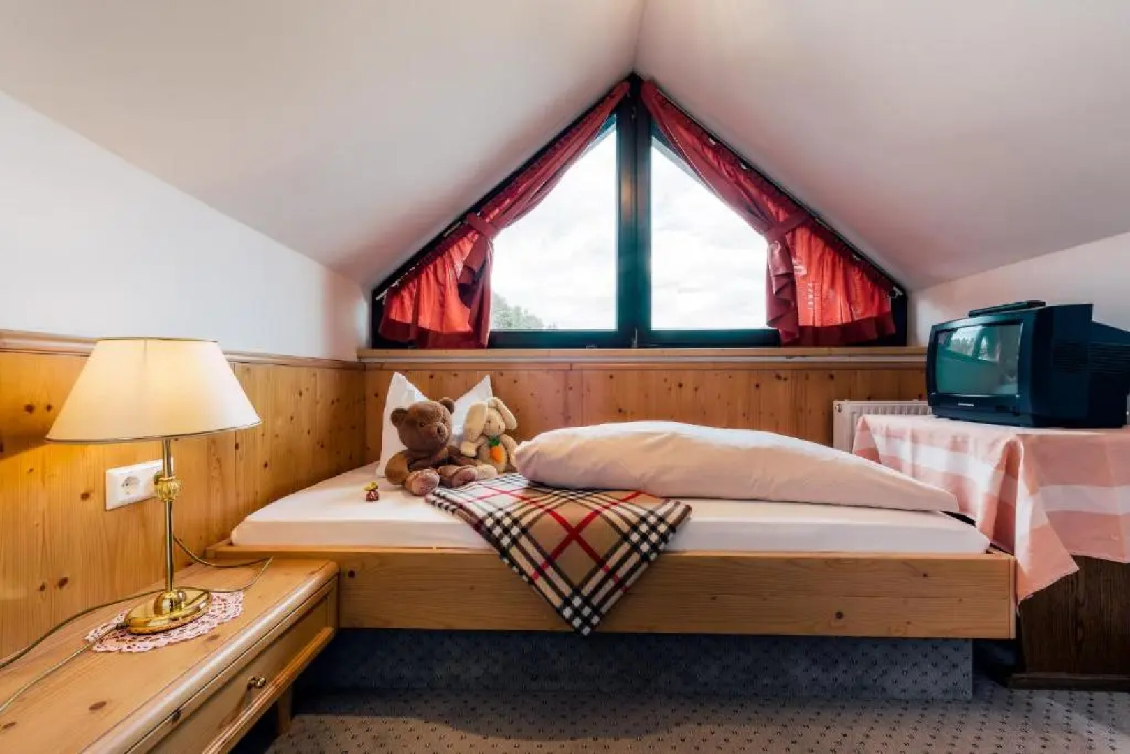 Hotel Alpenruh-Micheluzzi