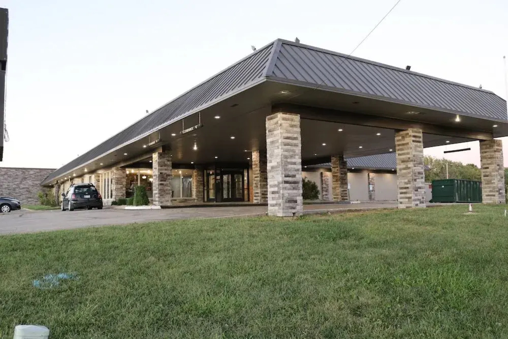 Clarion Inn & Conference Center