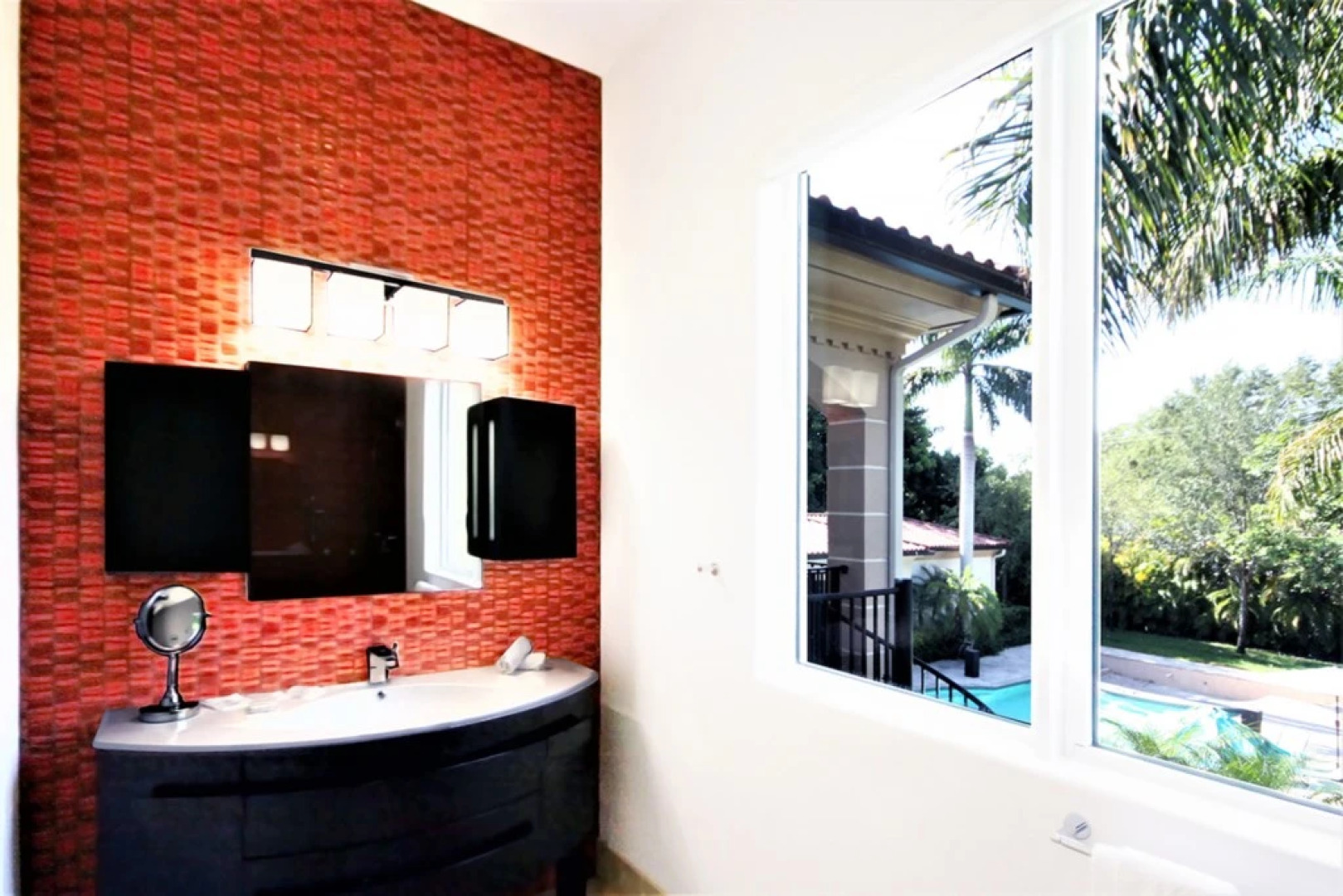 Bel Air Luxury Mansion