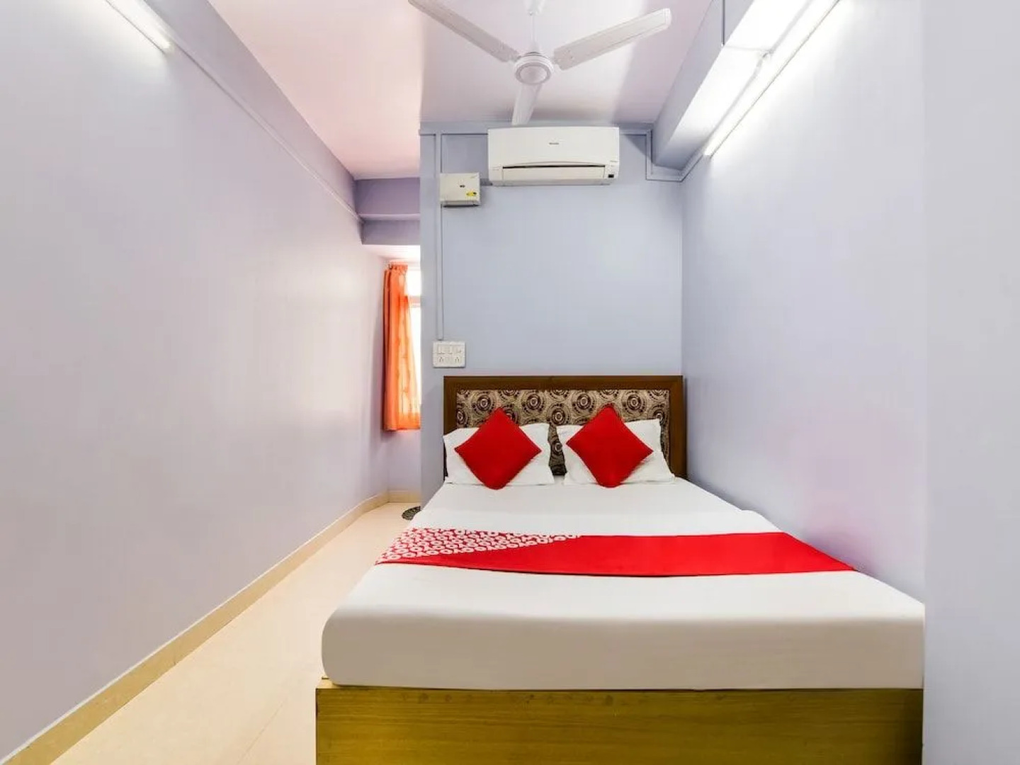 SPOT ON 37504 Mayura Hotel And Lodge