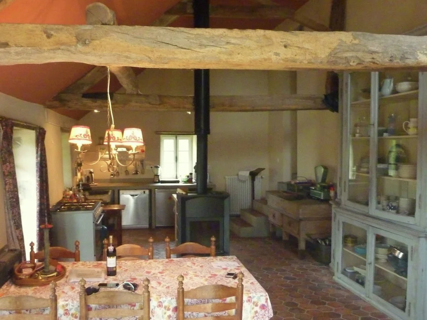 Charming and Private Castle on Four Hectares, With River, sun Terrace and Views