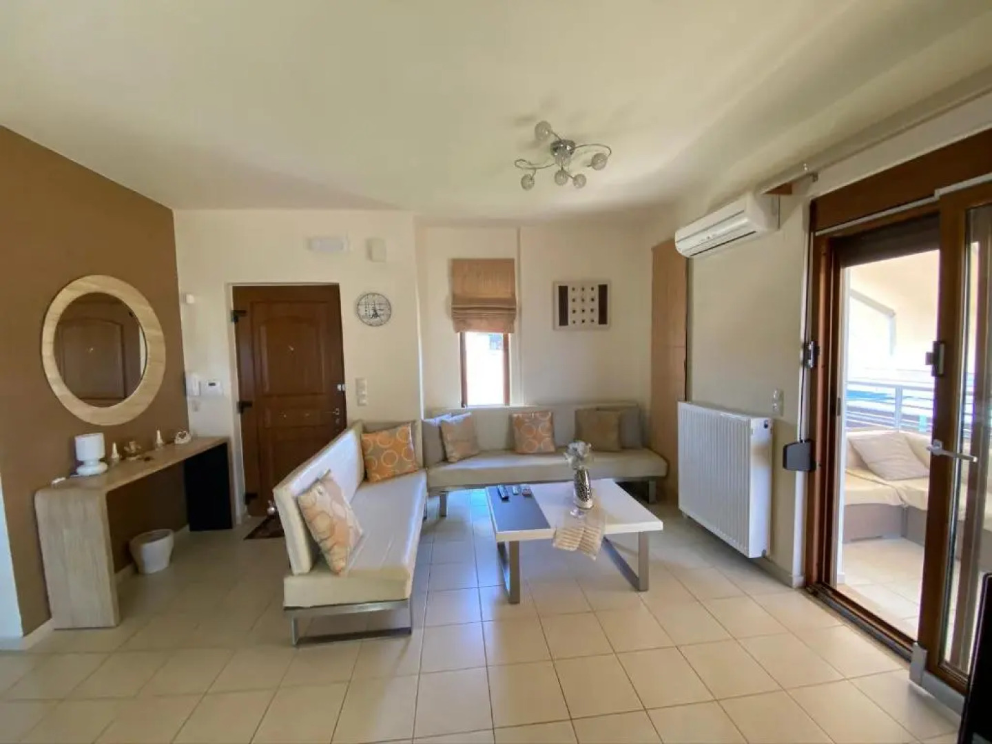 Sunny Villa by the beach Gournes