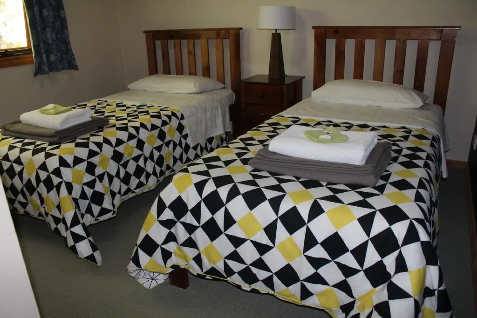 Eastern Reef Cottages