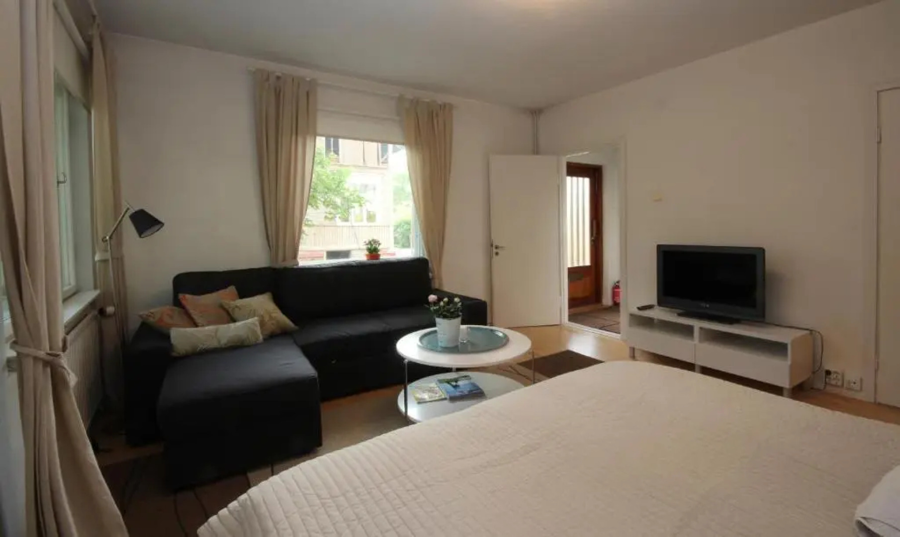 Majoitushuoneisto Tuomipuisto