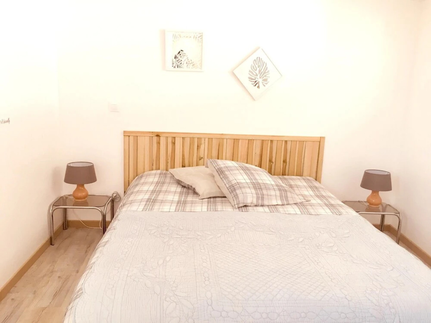 House With one Bedroom in Châteauneuf-val-saint-donat, With Wonderful Mountain View, Shared Pool, Enclosed Garden