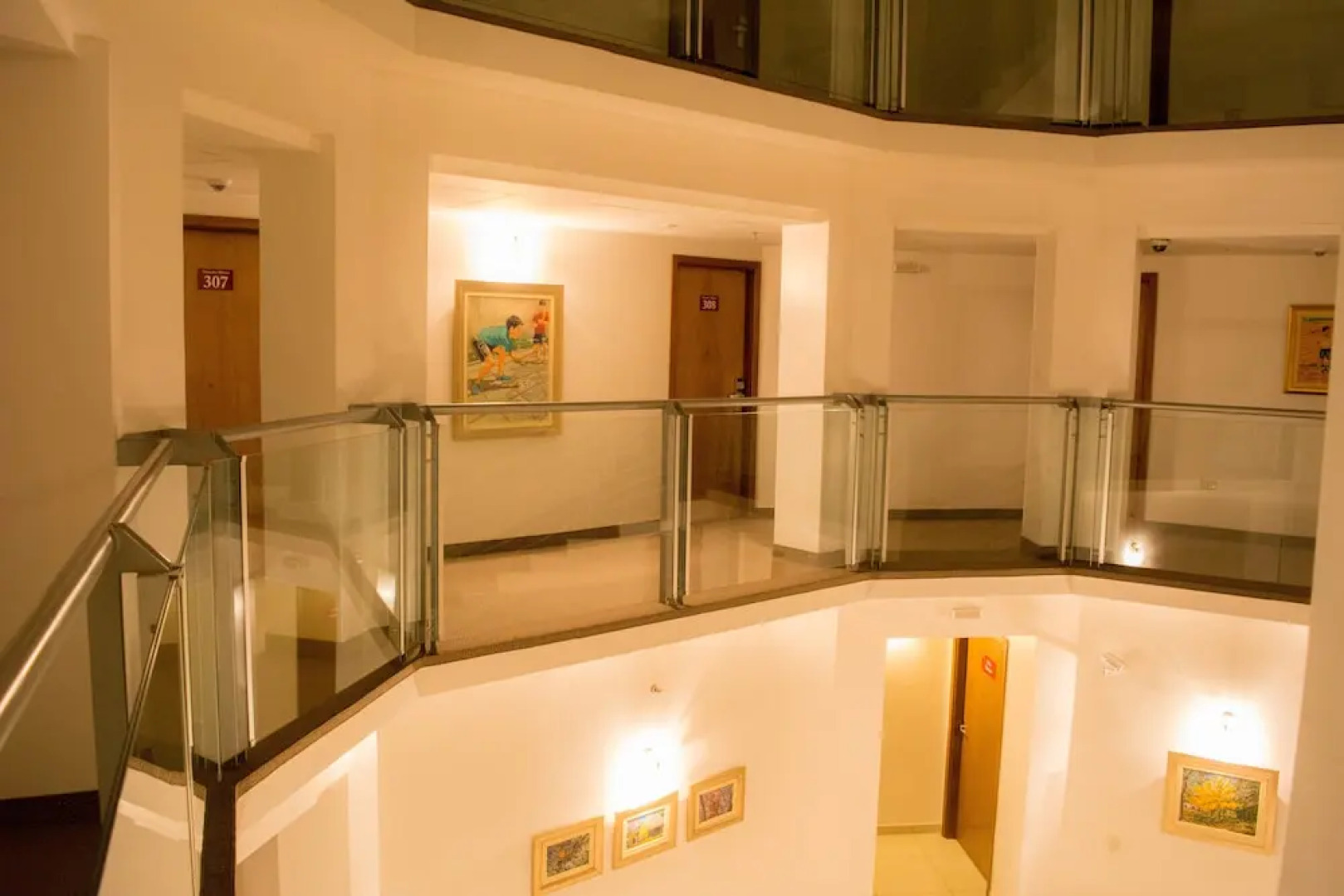 De la Trinidad Hotel