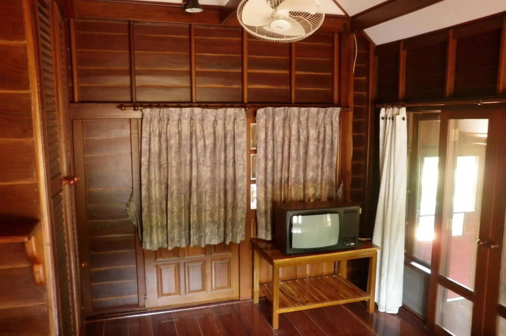 Rim Nam Kong Homestay