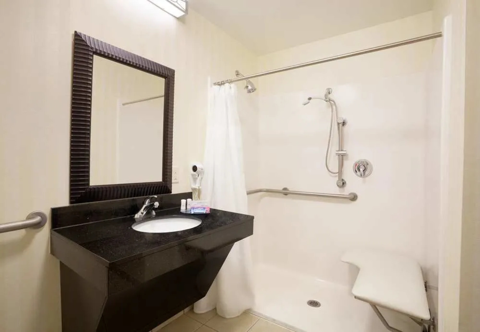 Fairfield Inn & Suites Columbia Northeast