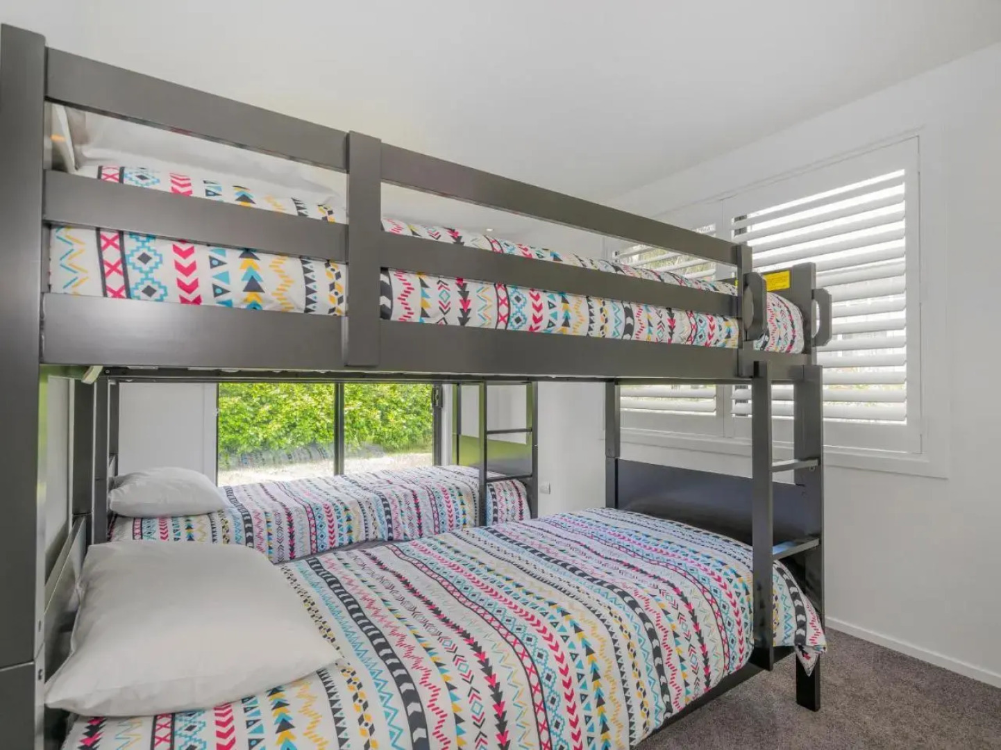 At Home at the Lakes - Pauanui Holiday Home