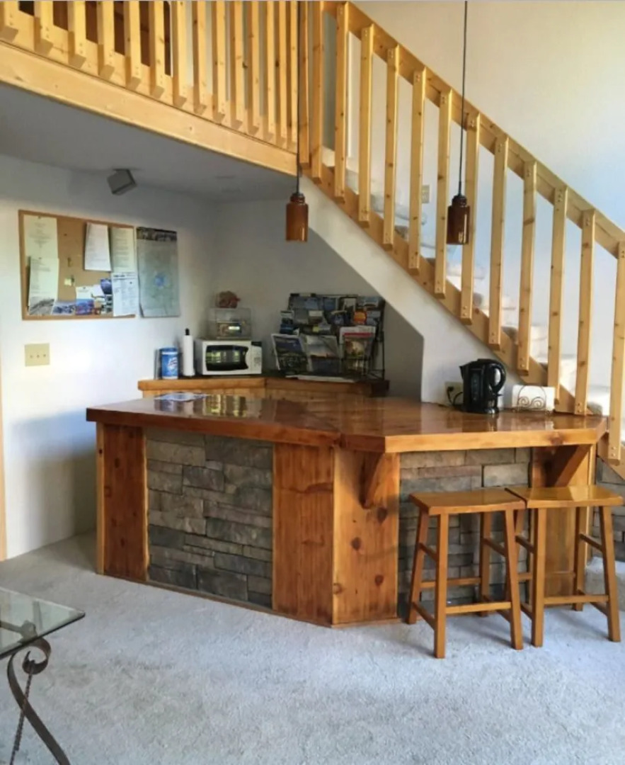 Crater Lake Inn & Retreat