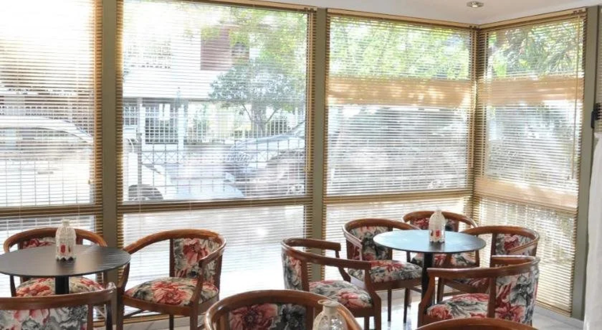 Mirivili Rooms & Suites Hotel