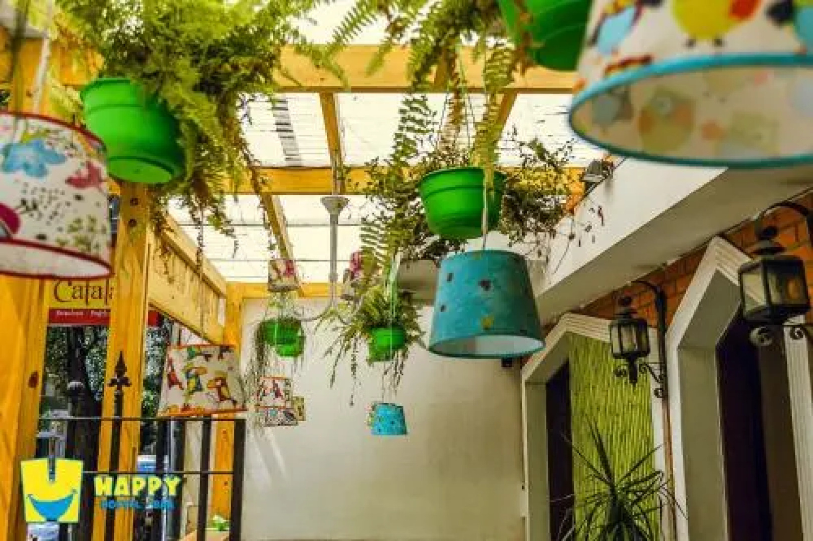 Happy Happy hostel