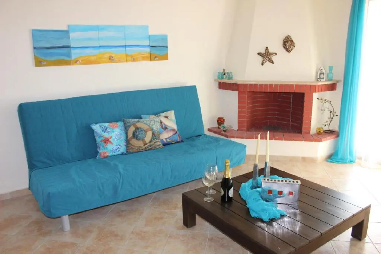 Siviri Apartment in Blu