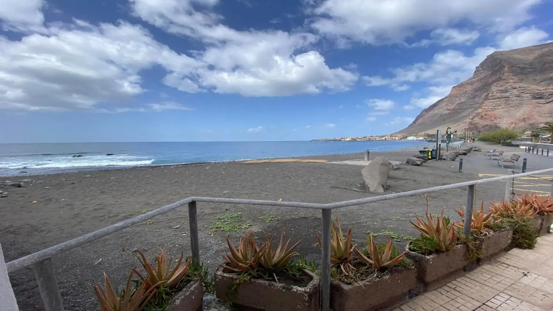 Casa La Puntilla - Estudio Nº 2