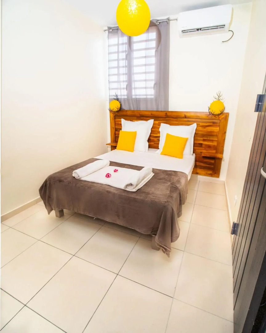 T3 Jacuzzis et piscine au centre ville de Port-Louis