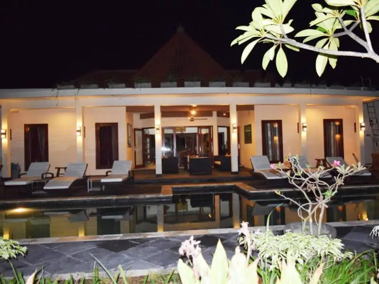 Yamari Villa