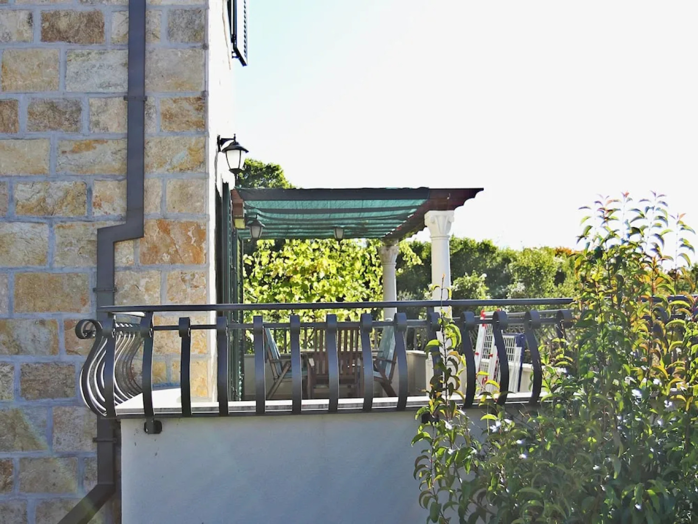 Picturesque Holiday Home in Bra? With Swimming Pool