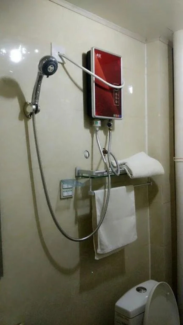 Yufeng Express Hotel