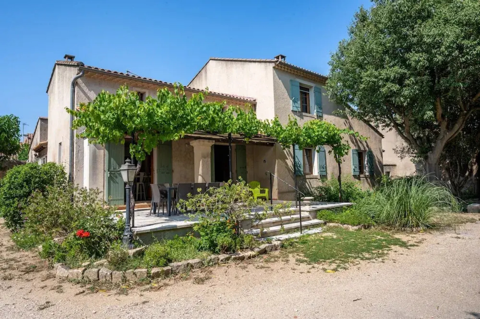 Mas Lou Pitchoun Exceptional Villa Between the Alpilles and Avignon