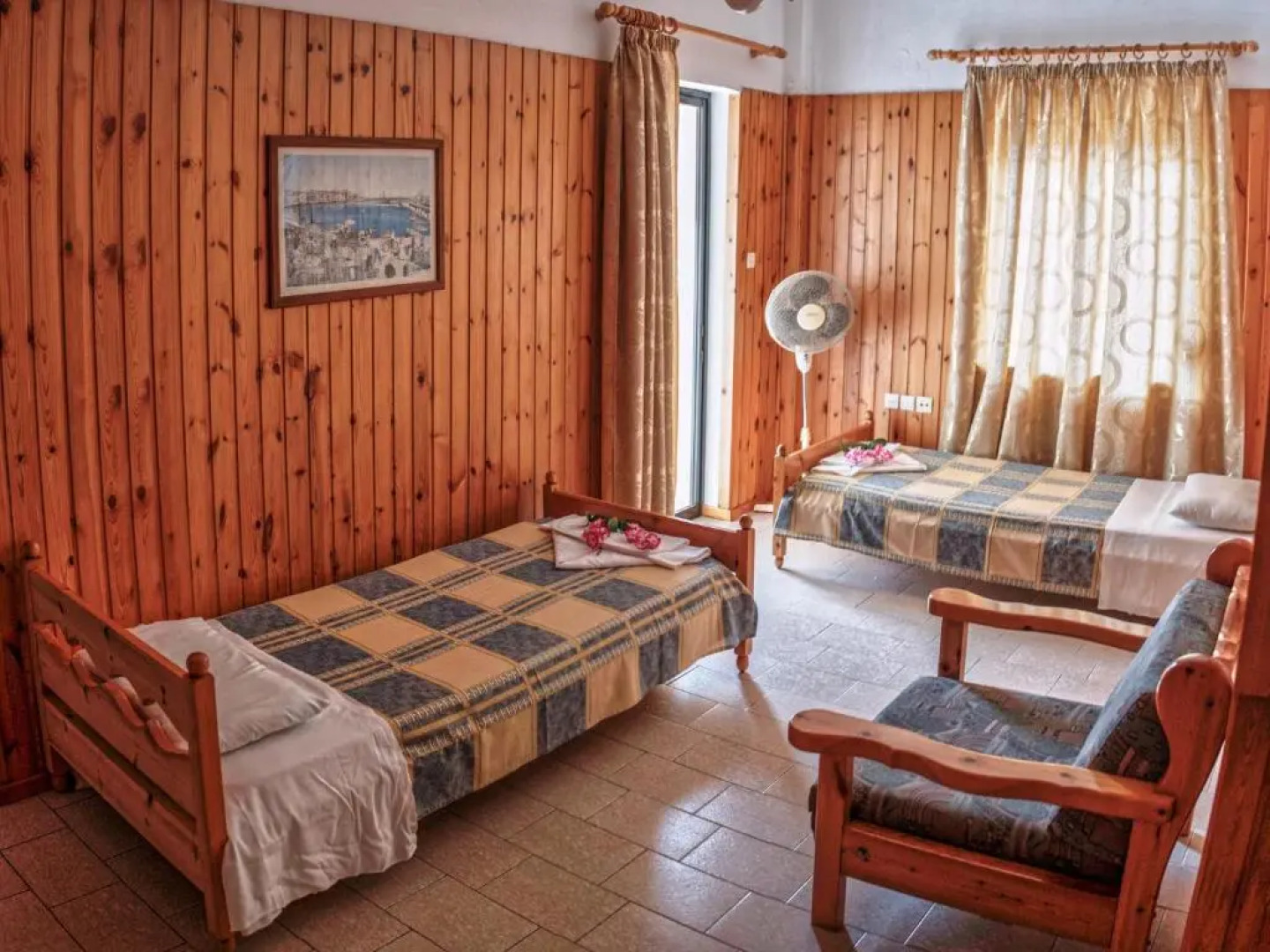 Emilia Studios And Apartments