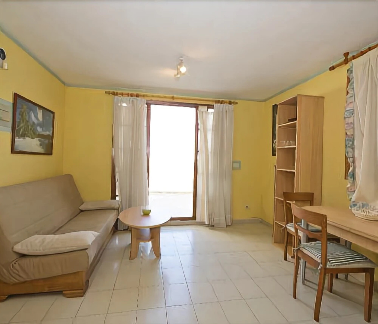 Apartamentos Playa Romana 3000