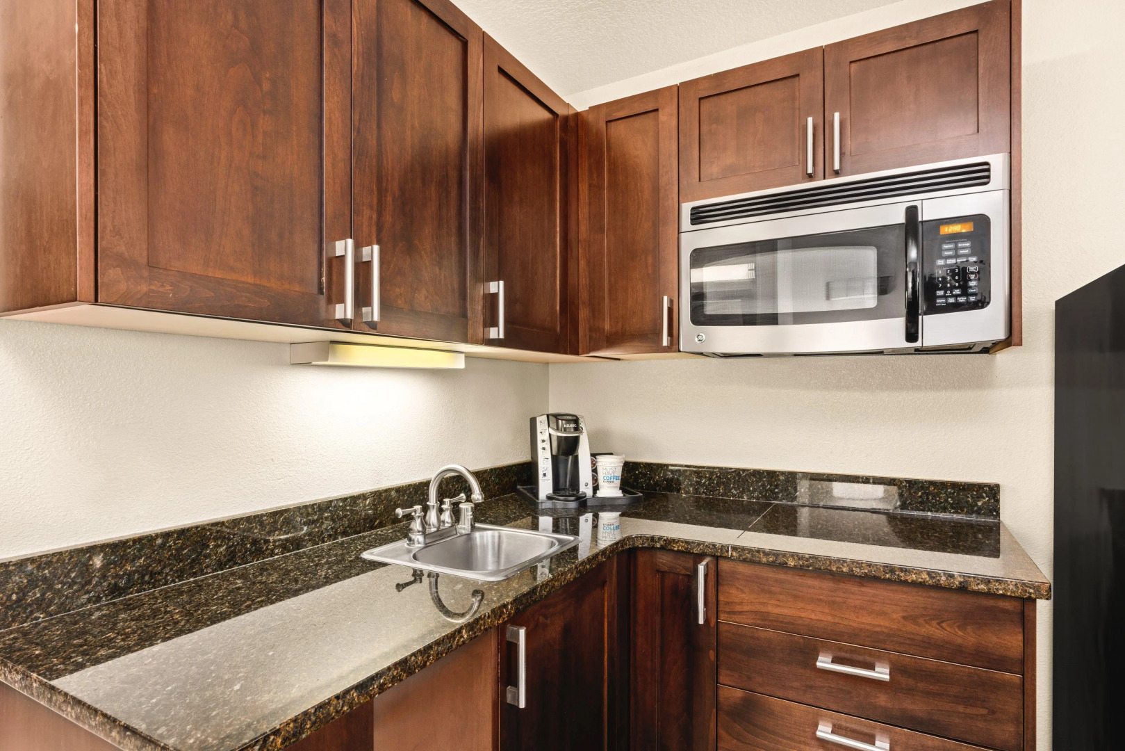 Holiday Inn Express Portland SE- Clackamas Area by IHG