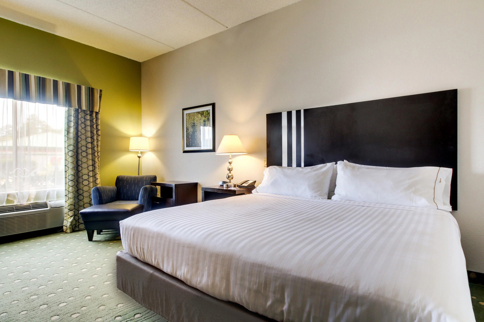 Holiday Inn Express & Suites Live Oak by IHG