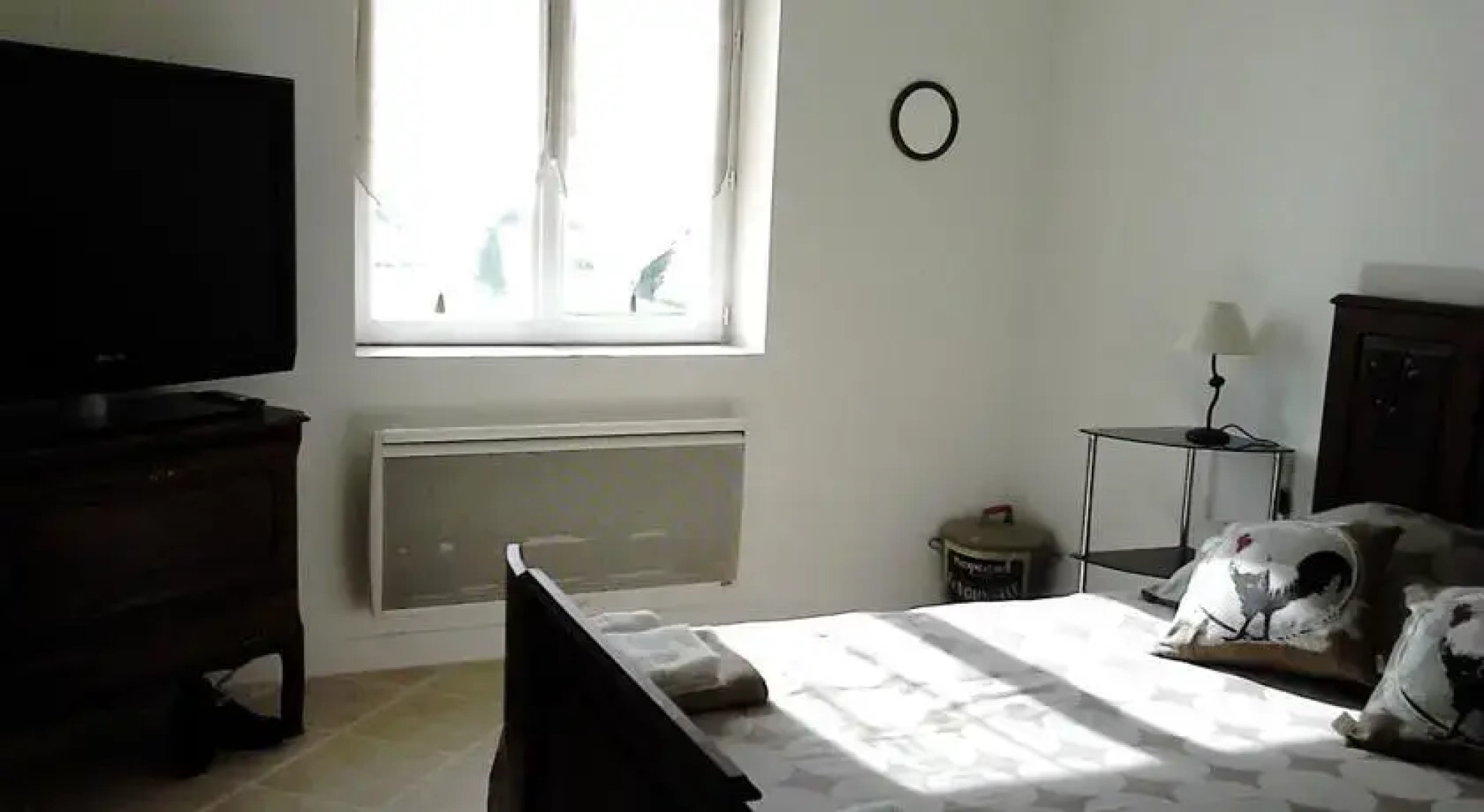 La Poule aux Oeufs Dort