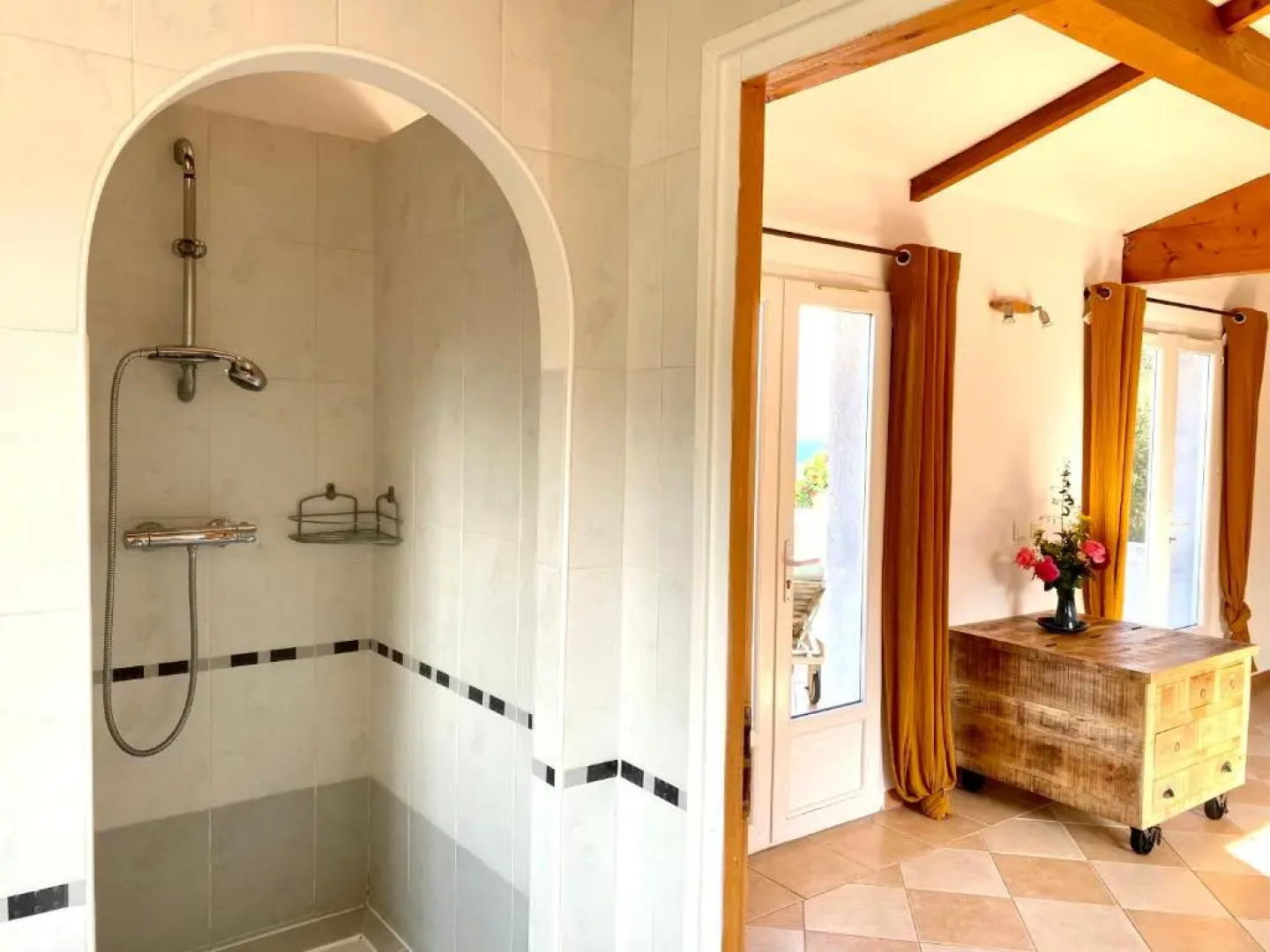 Villa vue mer dans nature protégée, plage à 1,5 km