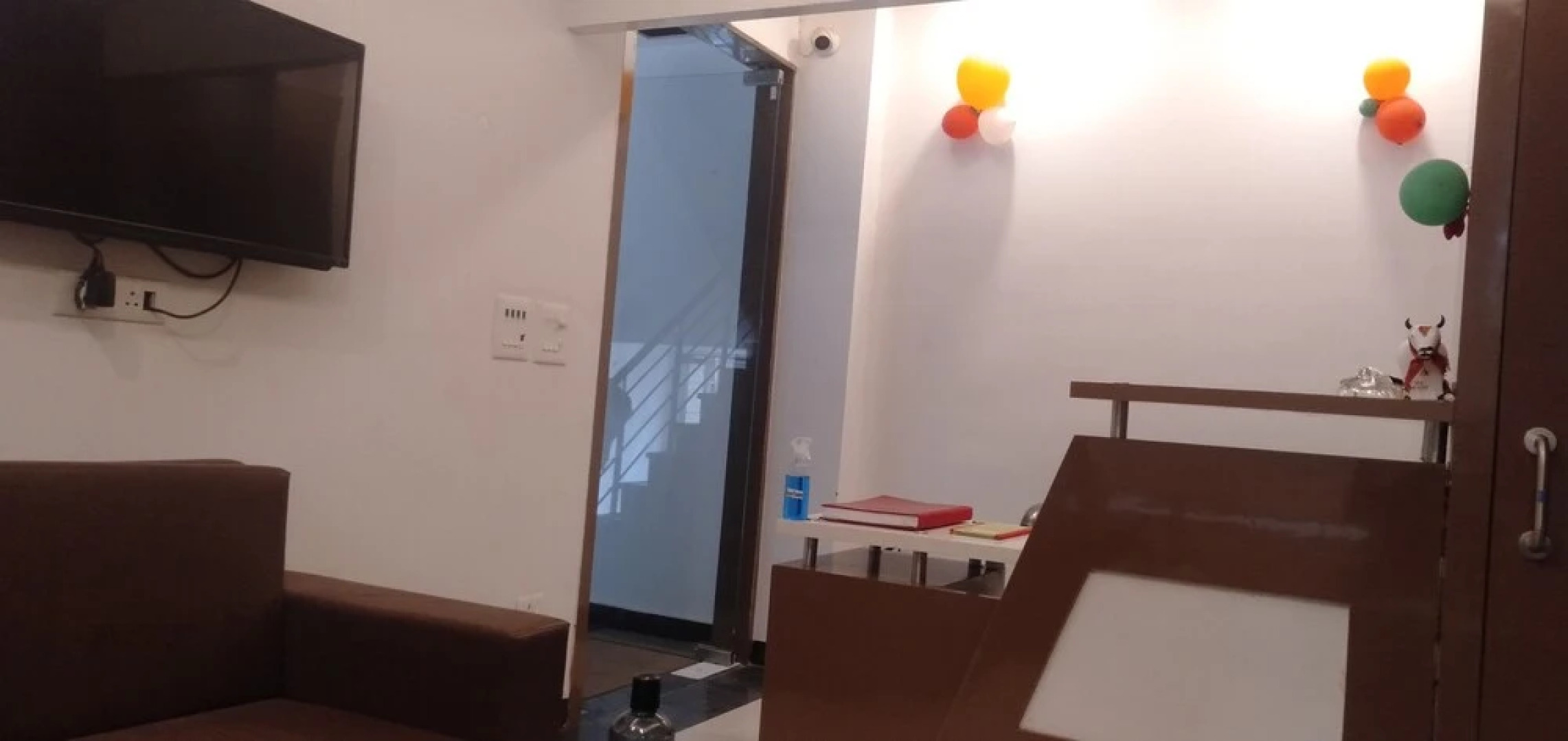 JET FOX By Aero View Hotel, Delhi Airport