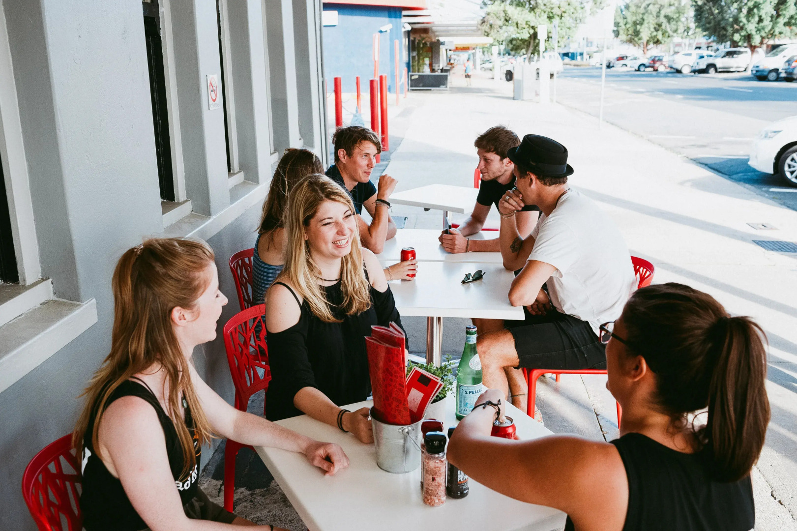 Mad Monkey Backpackers Central