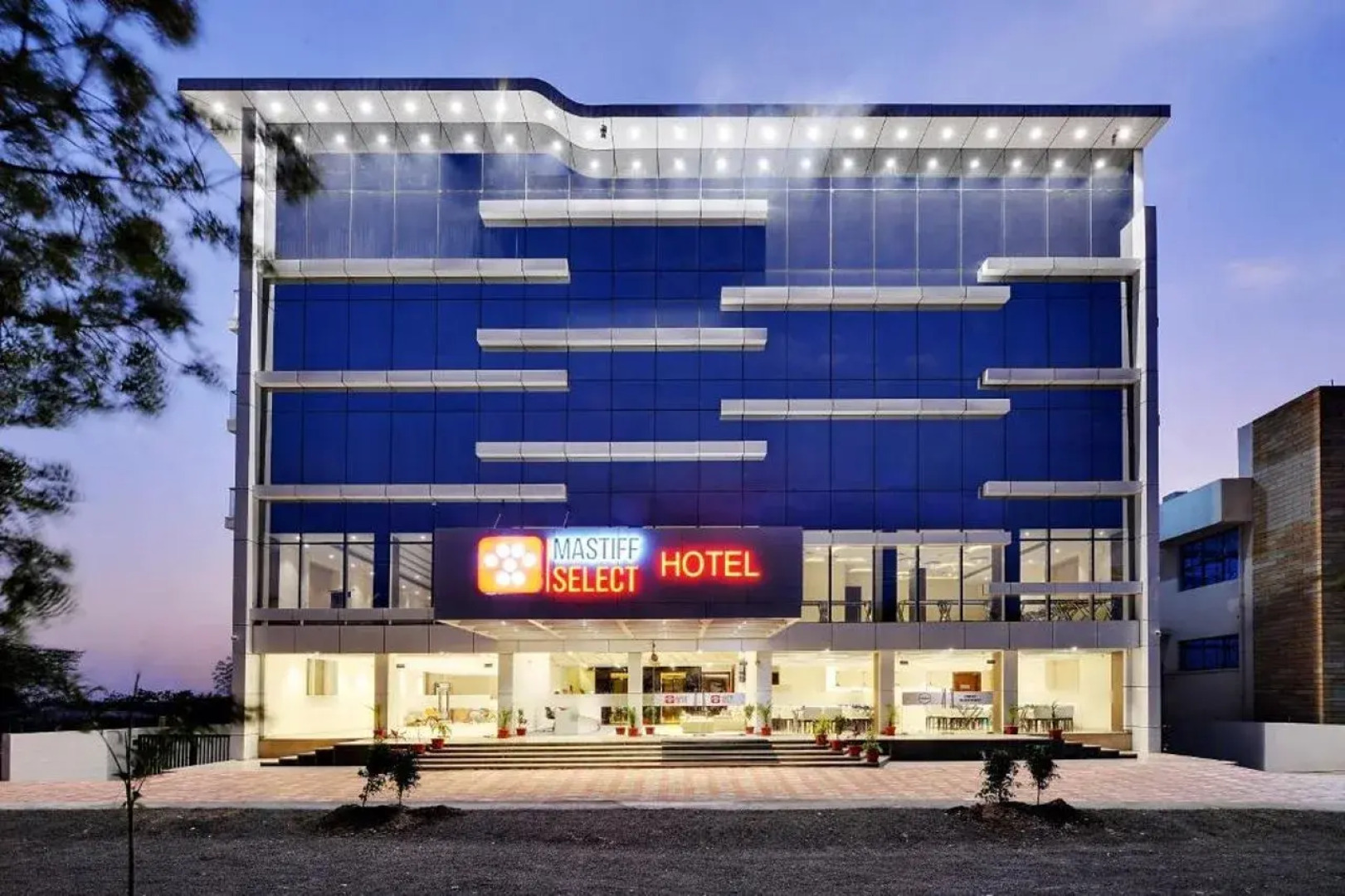 Mastiff Select Gulbarga Hotel