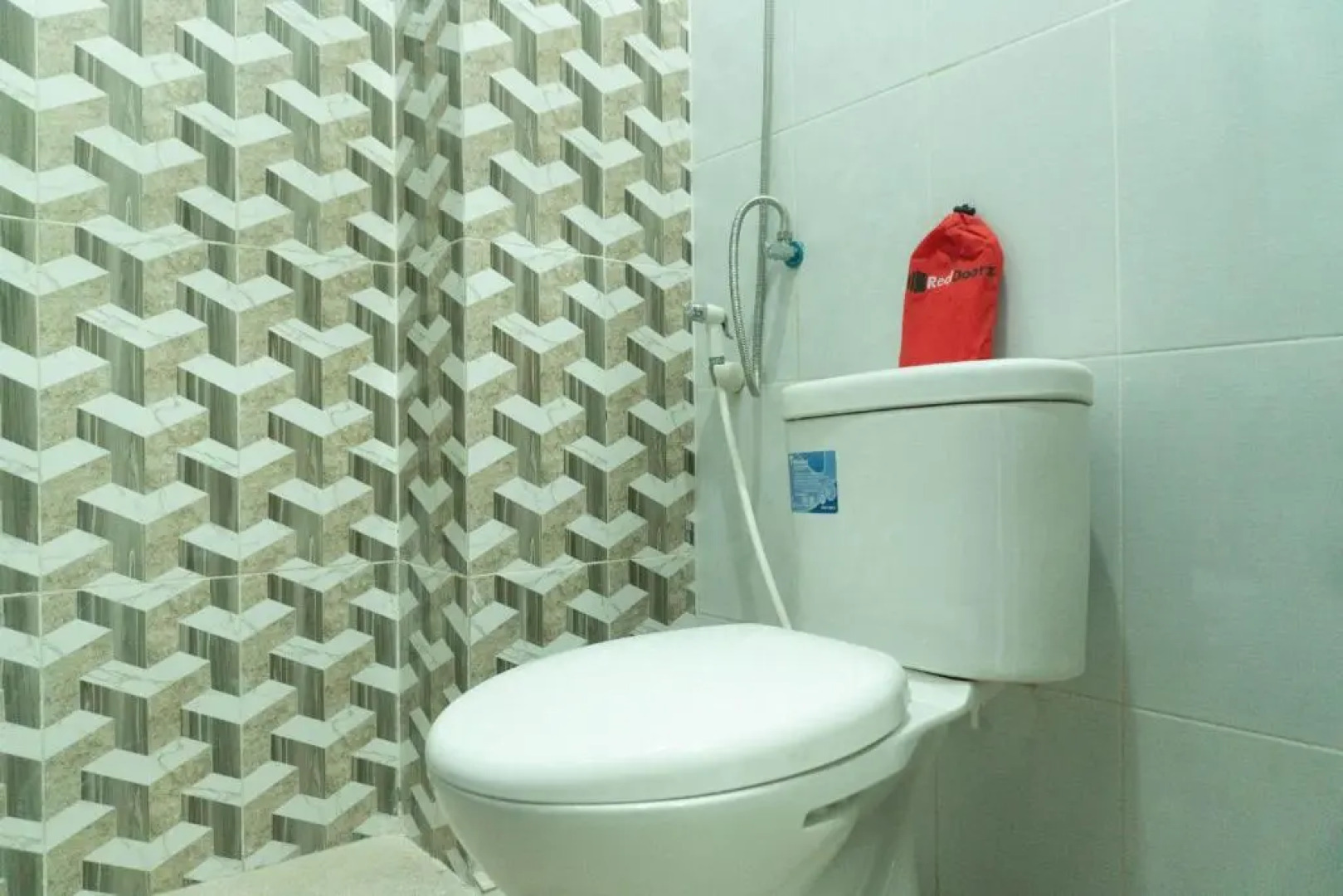 RedDoorz Syariah near Alun Alun Blitar