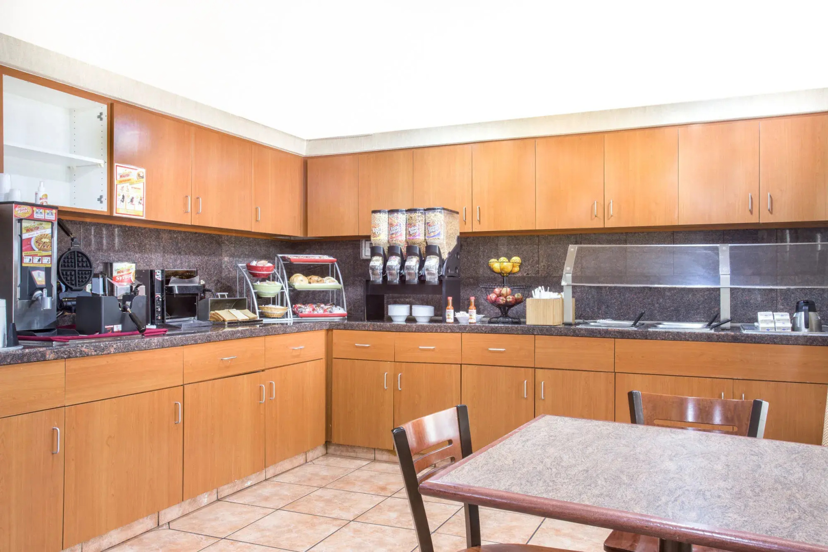Hawthorn Suites by Wyndham Tempe