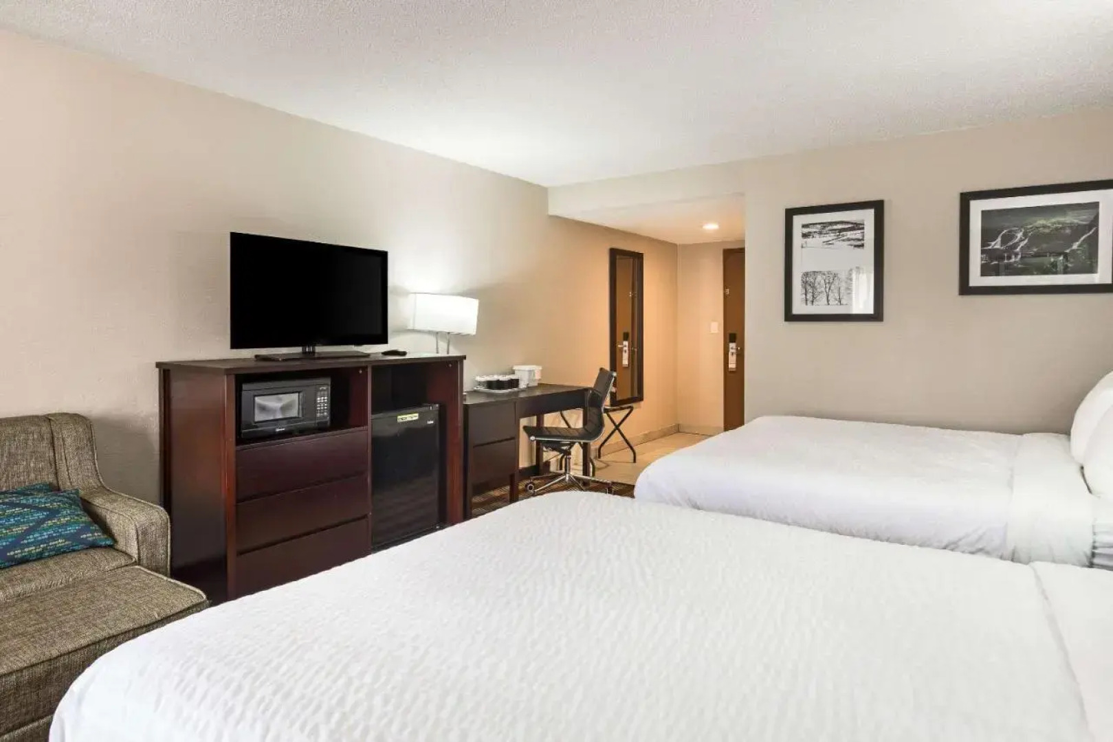 Pocono Inn & Banquet