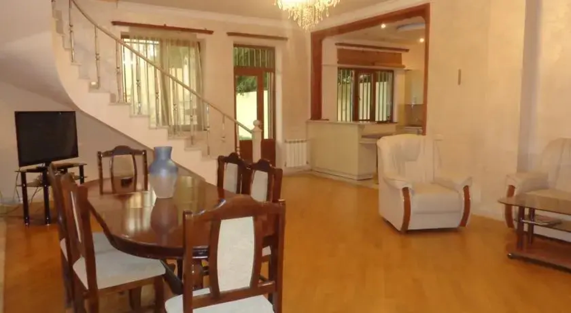 Guest House at Keri street