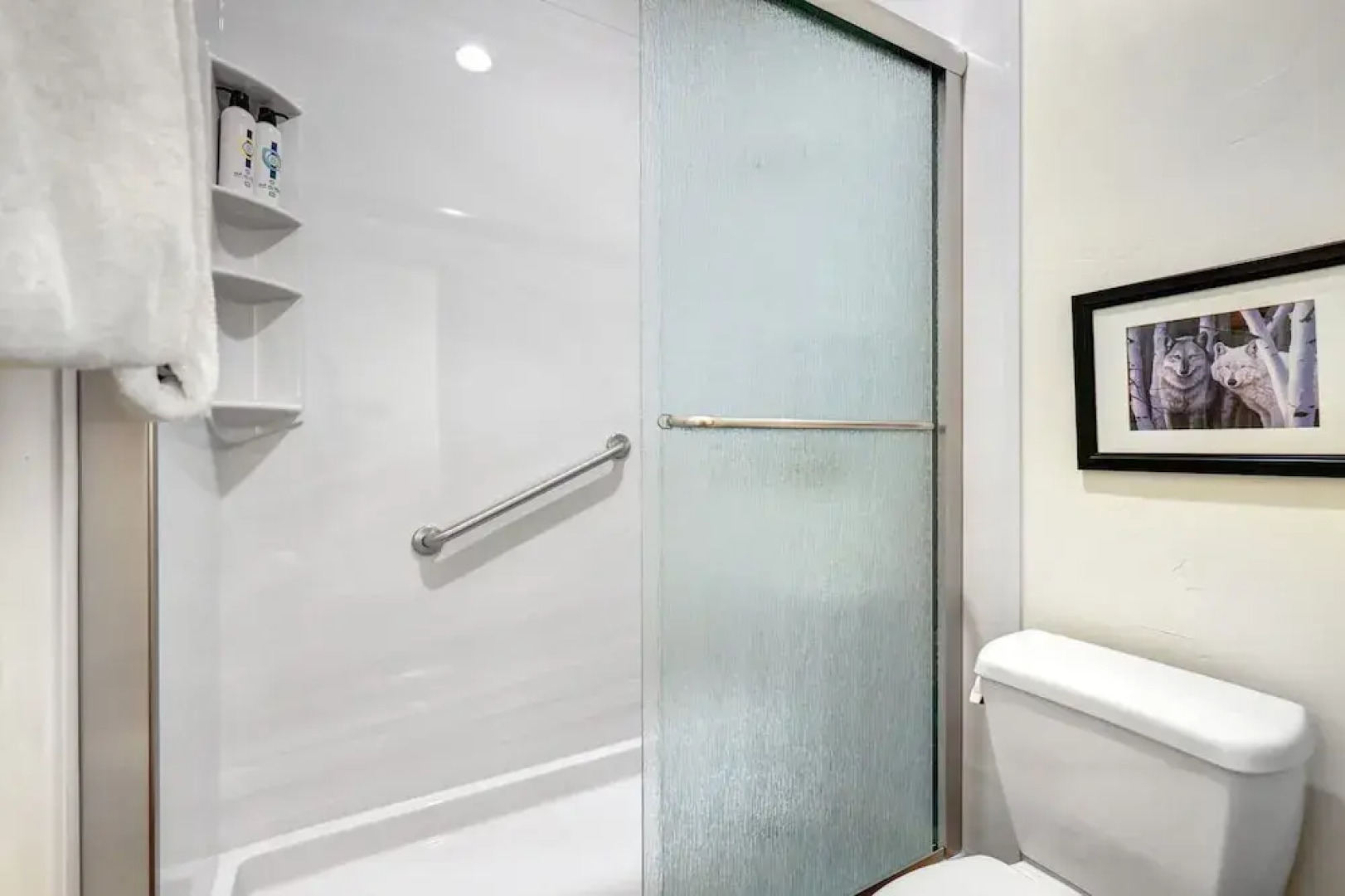 Timber Wolf Lodge 10d 2 Bedroom Condo by RedAwning